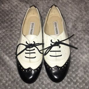 Black and White Shoes with Detailing